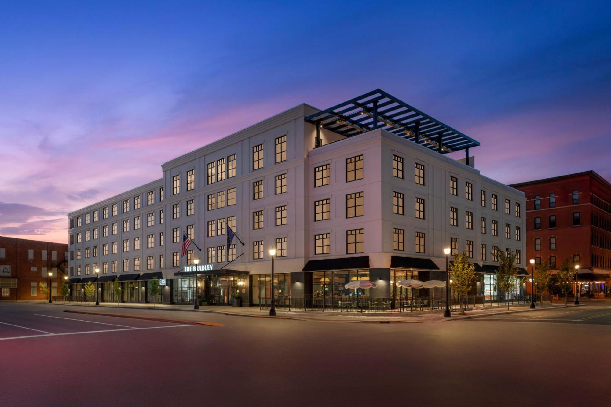 The Bradley Hotel Fort Wayne Eksteriør billede